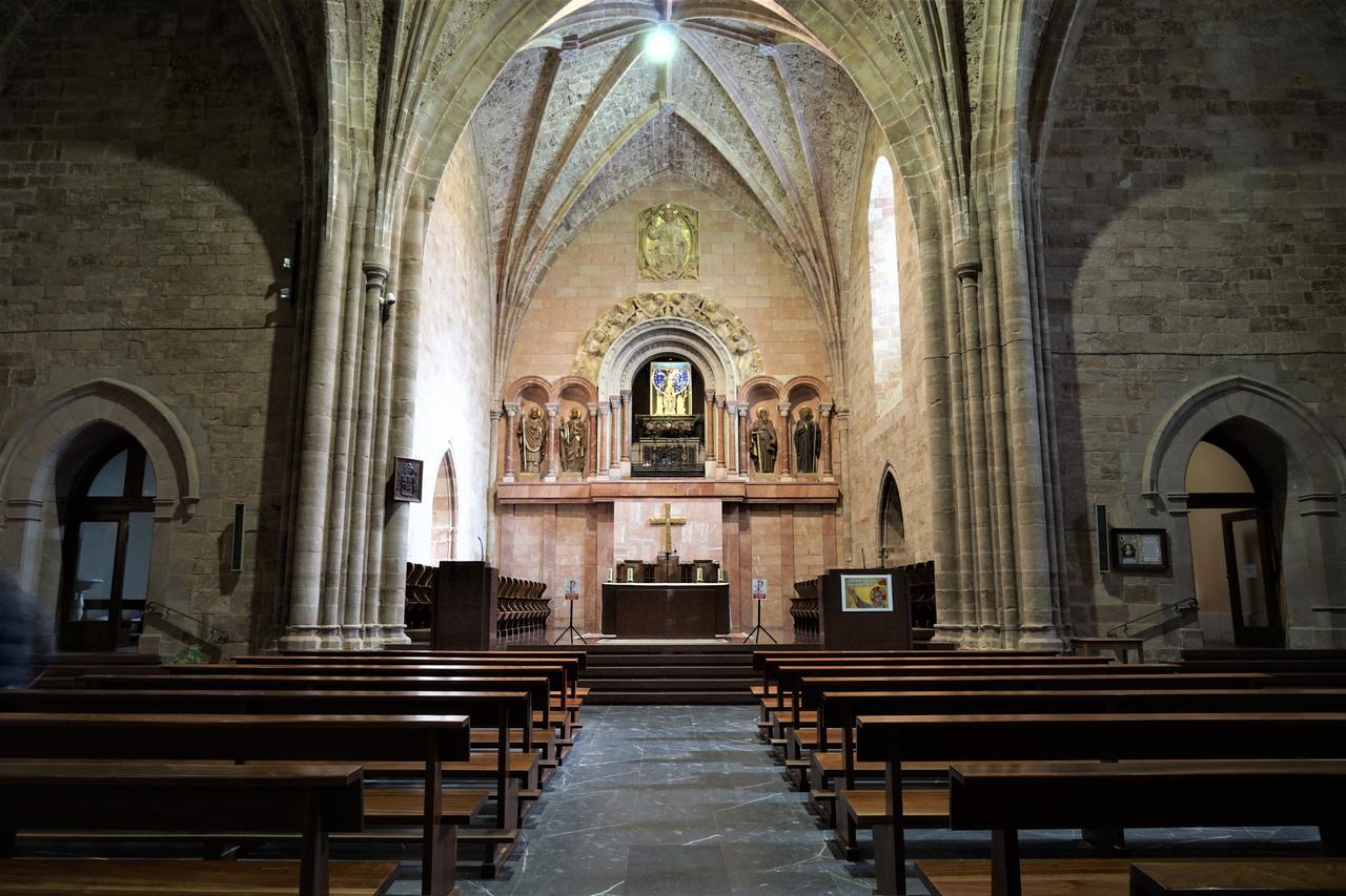 Monasterio De Santa Maria De Valvanera Anguiano Luaran gambar